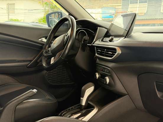 CHEVROLET-TRACKER-2020