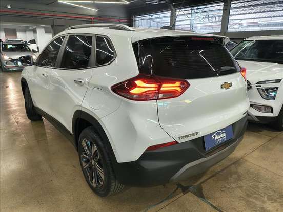CHEVROLET-TRACKER-2022