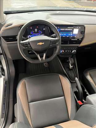 CHEVROLET-TRACKER-2025