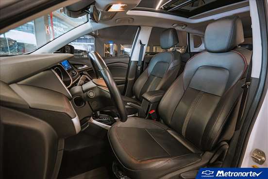 CHEVROLET-TRACKER-2023