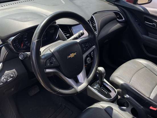 CHEVROLET-TRACKER-2018