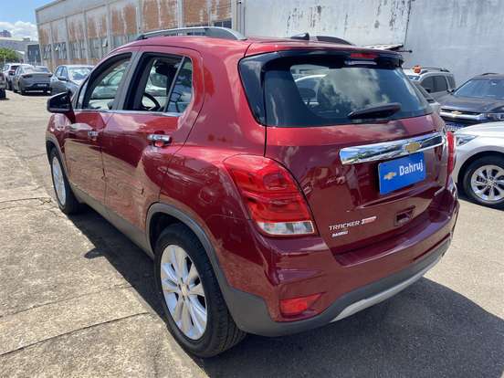 CHEVROLET-TRACKER-2018