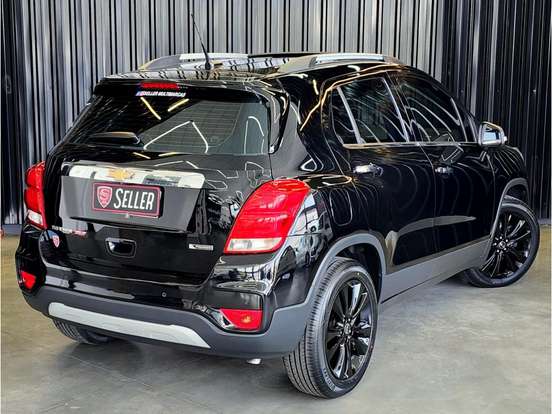 CHEVROLET-TRACKER-2018