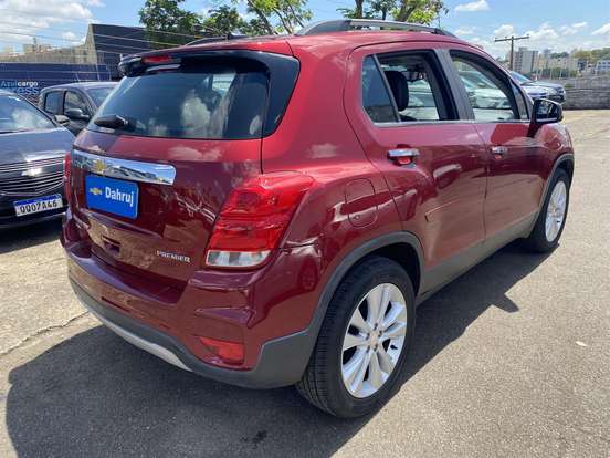 CHEVROLET-TRACKER-2018