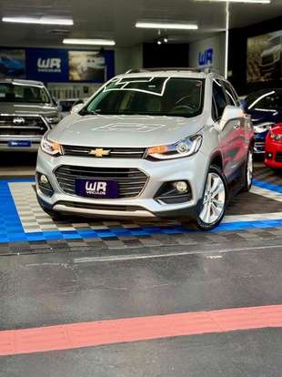 CHEVROLET-TRACKER-2017