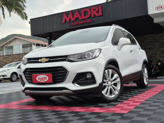 CHEVROLET-TRACKER-2018