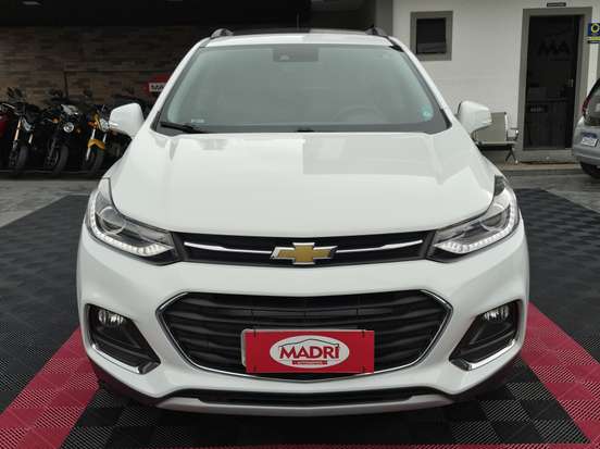 CHEVROLET-TRACKER-2018