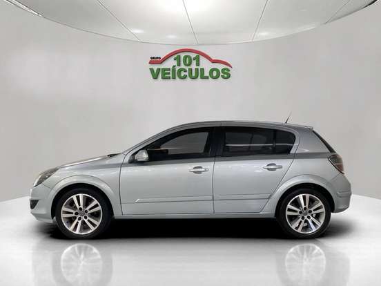 CHEVROLET-VECTRA-2011