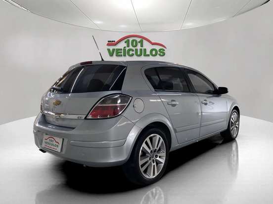 CHEVROLET-VECTRA-2011
