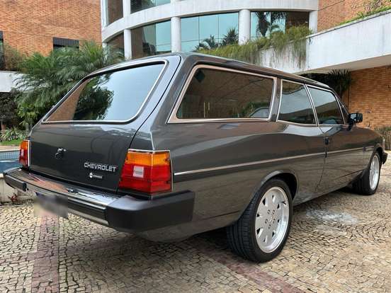 CHEVROLET-CARAVAN-1987