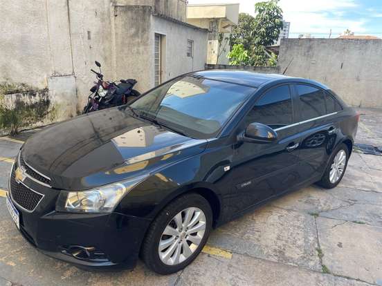 CHEVROLET-CRUZE-2013
