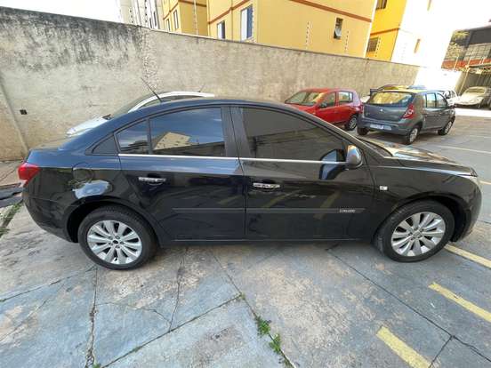 CHEVROLET-CRUZE-2013