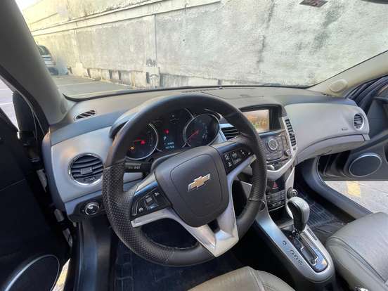 CHEVROLET-CRUZE-2013