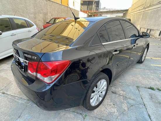 CHEVROLET-CRUZE-2013