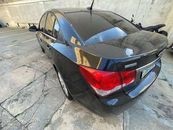 CHEVROLET-CRUZE-2013