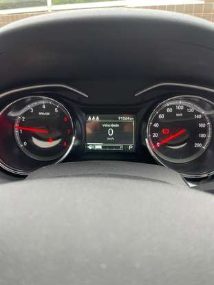 CHEVROLET-ONIX-2020