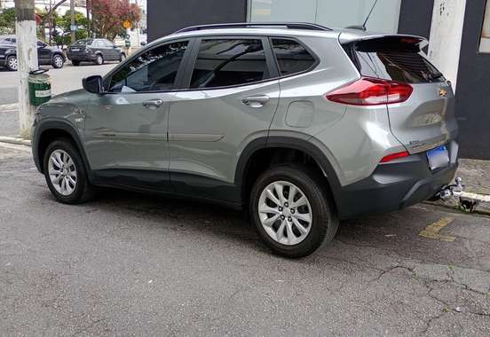 CHEVROLET-TRACKER-2024