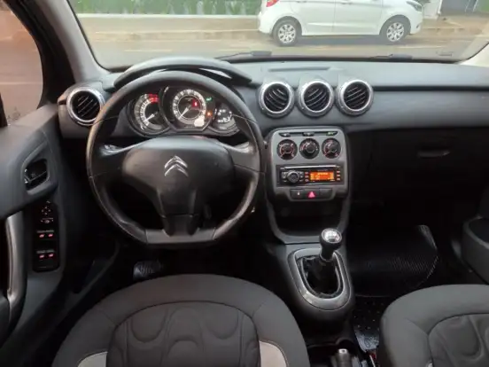 CITROËN-C3-1.5 TENDANCE 8V FLEX 4P MANUAL CITROËN-C3-2014