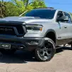 DODGE RAM 5.7 V8 GASOLINA 1500 REBEL CD 4X4 AUTOMÁTICO DODGE RAM 5.7 V8 GASOLINA 1500 REBEL CD 4X4 AUTOMÁTICO