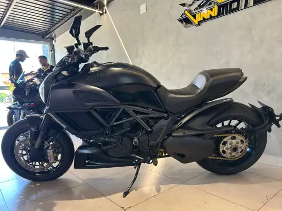 DUCATI-DIAVEL ABS-2018