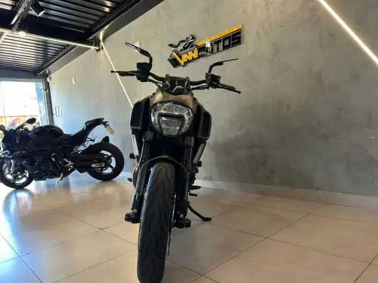 DUCATI-DIAVEL ABS-2018