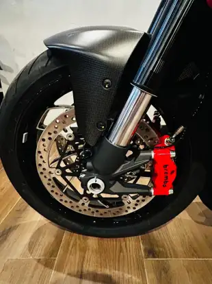 DUCATI-DIAVEL V4-2026