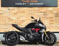 DUCATI DIAVEL 1260 S DUCATI DIAVEL 1260 S