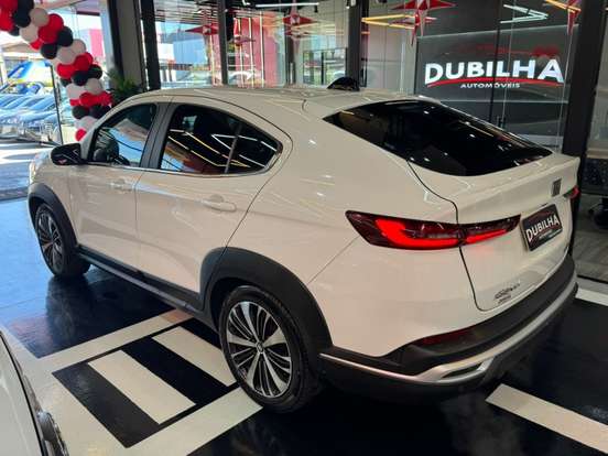 FIAT-FASTBACK-2023