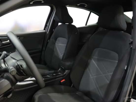 FIAT-FASTBACK-1.0 TURBO 200 HYBRID AUDACE CVT FIAT-FASTBACK-2025