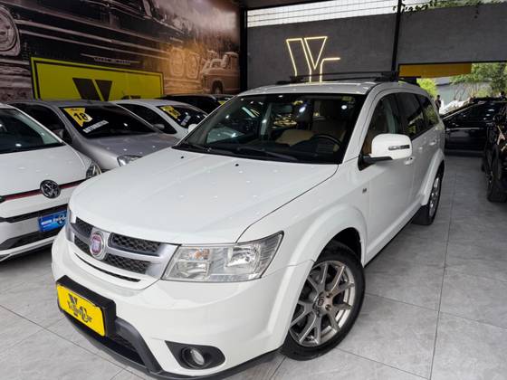 FIAT FREEMONT 2.4 PRECISION 16V GASOLINA 4P AUTOMÁTICO