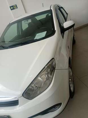 FIAT-GRAND SIENA-2015