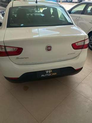 FIAT-GRAND SIENA-2015