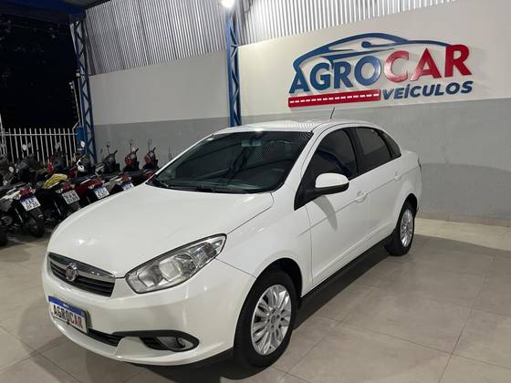FIAT GRAND SIENA 1.4 MPI ATTRACTIVE 8V FLEX 4P MANUAL
