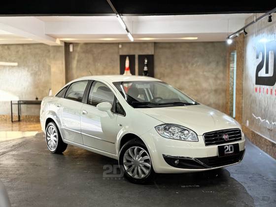 FIAT LINEA 1.8 ESSENCE 16V FLEX 4P AUTOMATIZADO