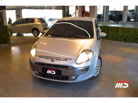 FIAT PUNTO 1.6 ESSENCE 16V FLEX 4P MANUAL