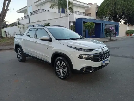 FIAT TORO 2.0 16V TURBO DIESEL FREEDOM 4WD AT9