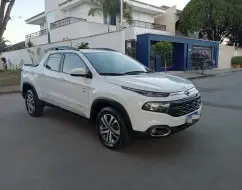 FIAT TORO 2.0 16V TURBO DIESEL FREEDOM 4WD AT9 FIAT TORO 2.0 16V TURBO DIESEL FREEDOM 4WD AT9