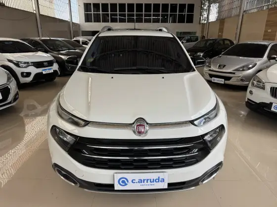 FIAT TORO 2.0 16V TURBO DIESEL VOLCANO 4WD AT9