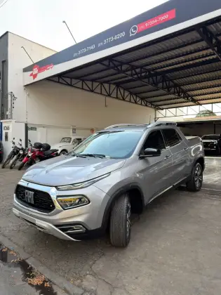 FIAT TORO 2.0 16V TURBO DIESEL VOLCANO 4WD AT9
