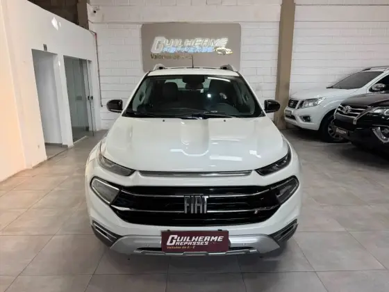 FIAT TORO 2.0 16V TURBO DIESEL VOLCANO 4WD AT9