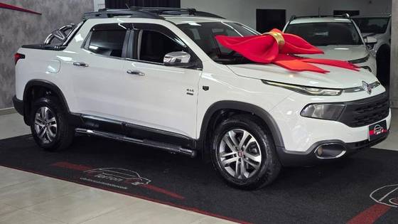 FIAT TORO 2.0 16V TURBO DIESEL FREEDOM 4WD AT9