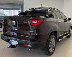 FIAT TORO 2.0 16V TURBO DIESEL RANCH 4WD AT9 FIAT TORO 2.0 16V TURBO DIESEL RANCH 4WD AT9