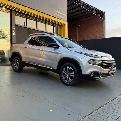 FIAT TORO 2.0 16V TURBO DIESEL VOLCANO 4WD AT9