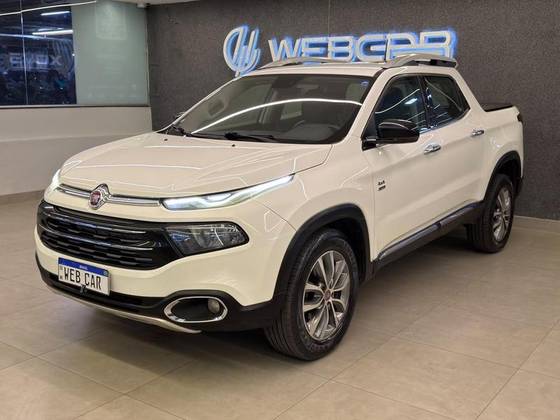 FIAT TORO 2.0 16V TURBO DIESEL VOLCANO 4WD AT9