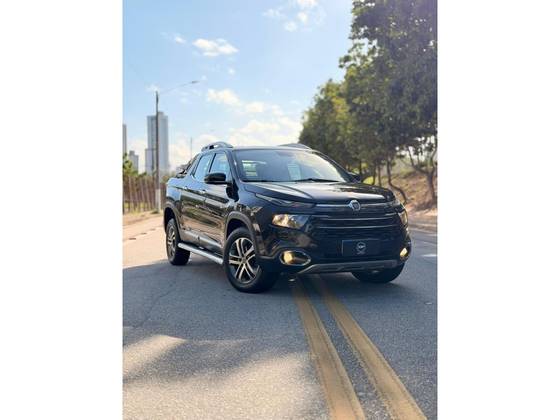 FIAT TORO 2.0 16V TURBO DIESEL VOLCANO 4WD AT9