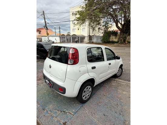FIAT-UNO-2013