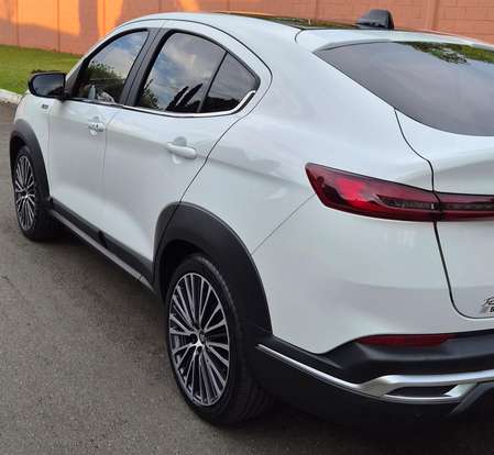 FIAT-FASTBACK-2024