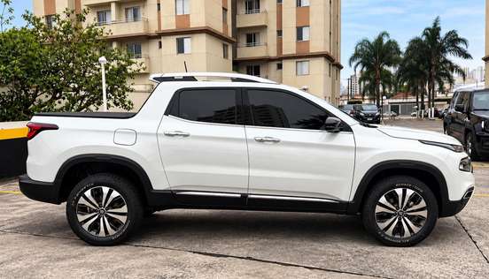 FIAT-TORO-2023