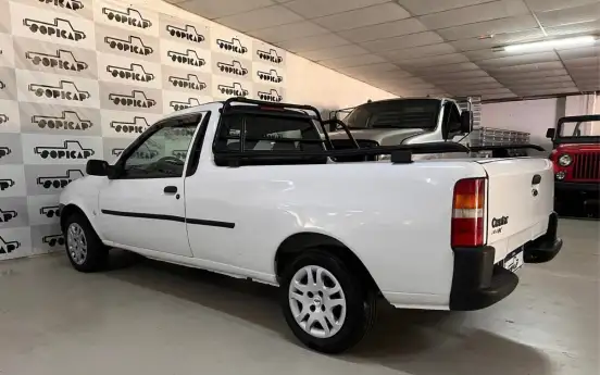 FORD-COURIER-2011