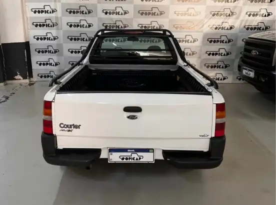 FORD-COURIER-2011